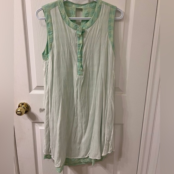 Julie Brown size M , color Green - Picture 5 of 8